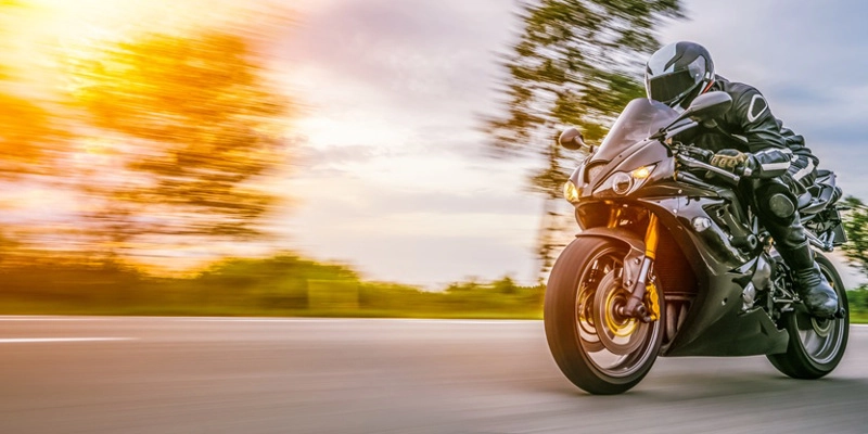 Read more about the article Your Guide to Choosing the Right Street Bike
